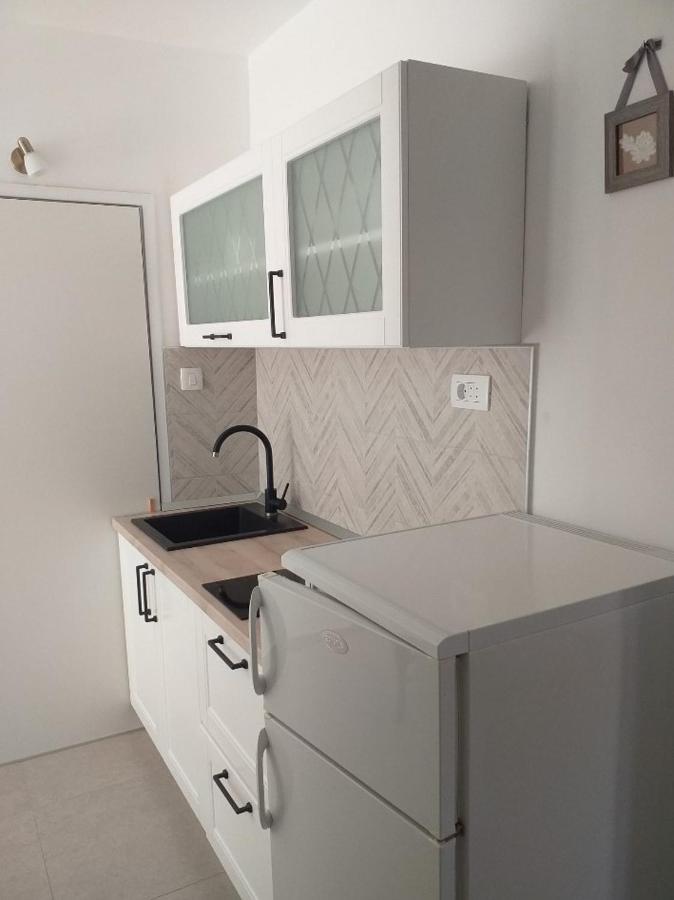 Apartmani Tina Jelsa  Exterior foto